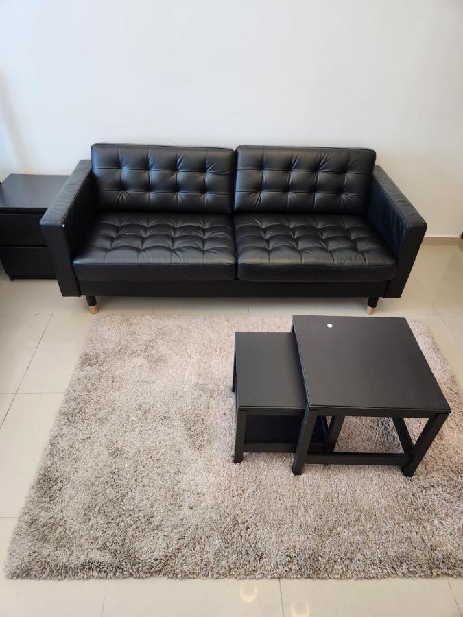 Furnished Studio Apartment Near Business Bay Metro Station Dubai Exterior photo