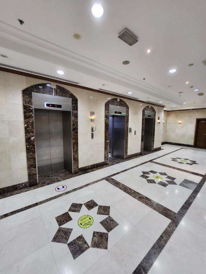 Furnished Studio Apartment Near Business Bay Metro Station Dubai Exterior photo
