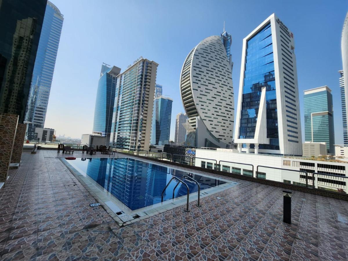 Furnished Studio Apartment Near Business Bay Metro Station Dubai Exterior photo