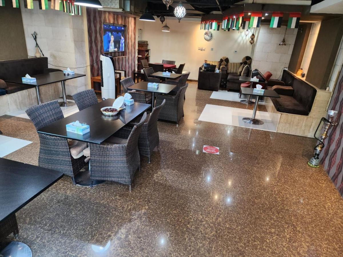 Furnished Studio Apartment Near Business Bay Metro Station Dubai Exterior photo